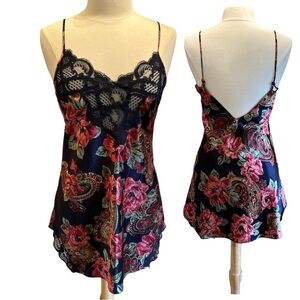 Vintage Victoria Secret Black Lace Chemise Gold Label Size M​​​​​​​​​​